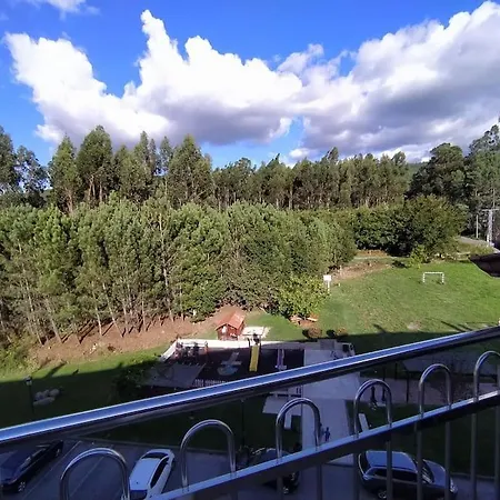 Acontecer, A Pie Del Camino De Santiago